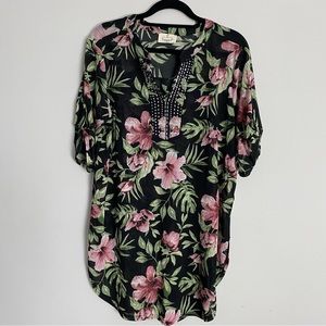 Ember - Sparkle Studded - Sheer Floral Tee - Size Large